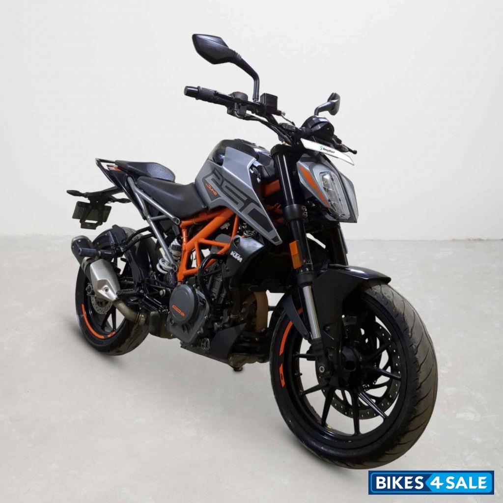 KTM Duke 250