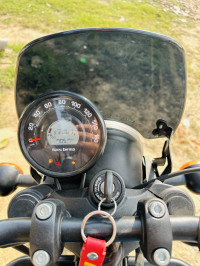 Royal Enfield Hunter 350 Metro