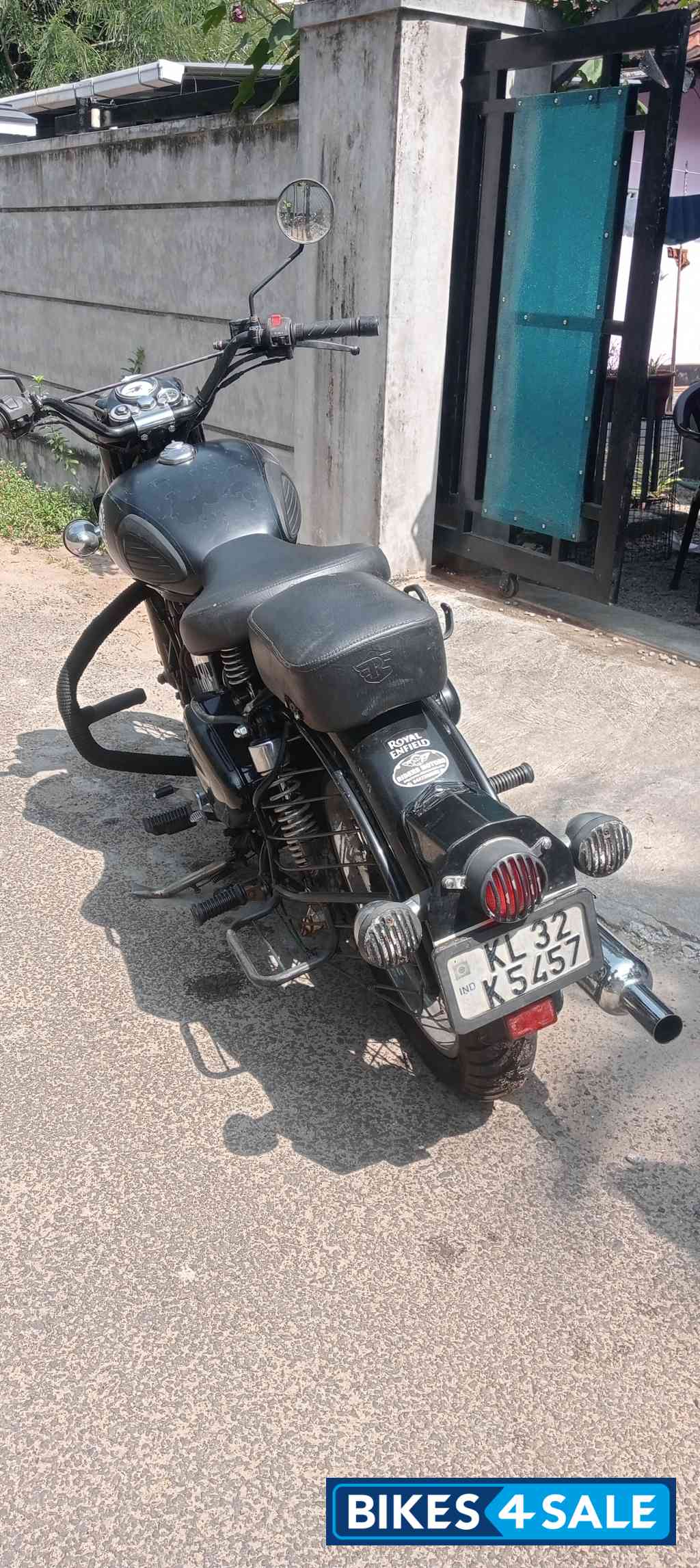 Royal Enfield Bullet 2016