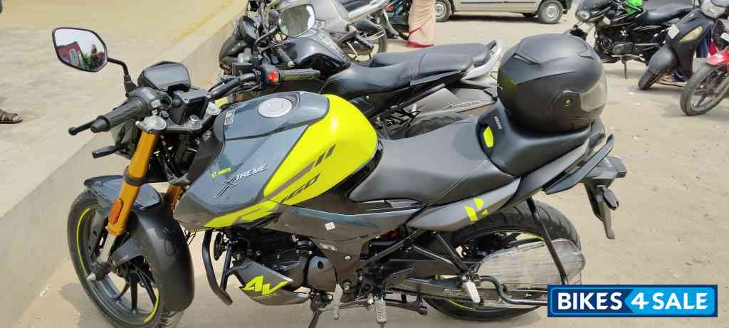 Hero Xtreme 160R 4V Pro