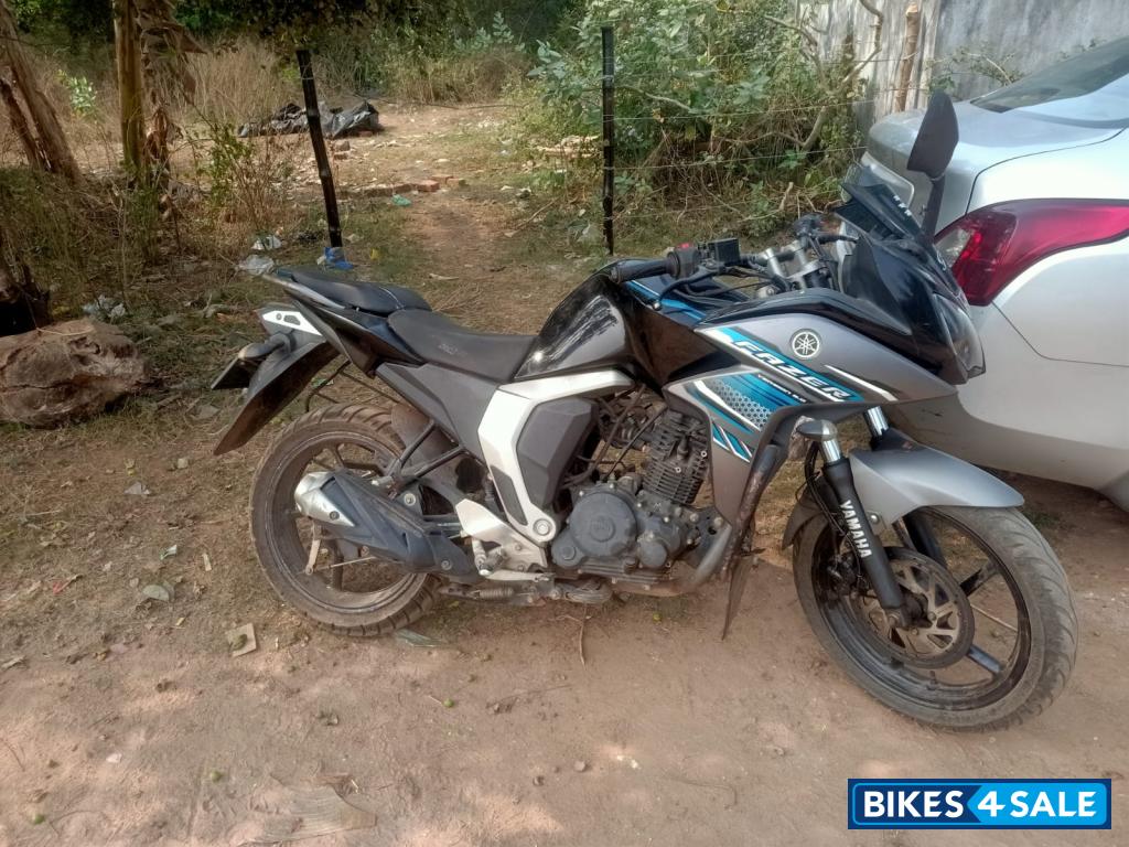 Yamaha Fazer FI V2