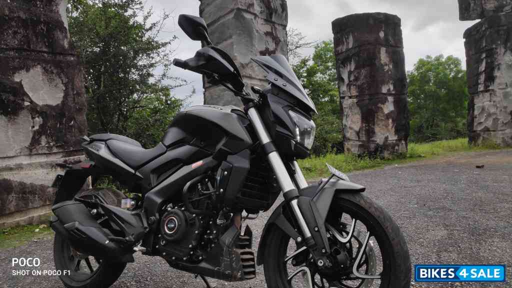 Black Bajaj Dominar 400 ABS BS6