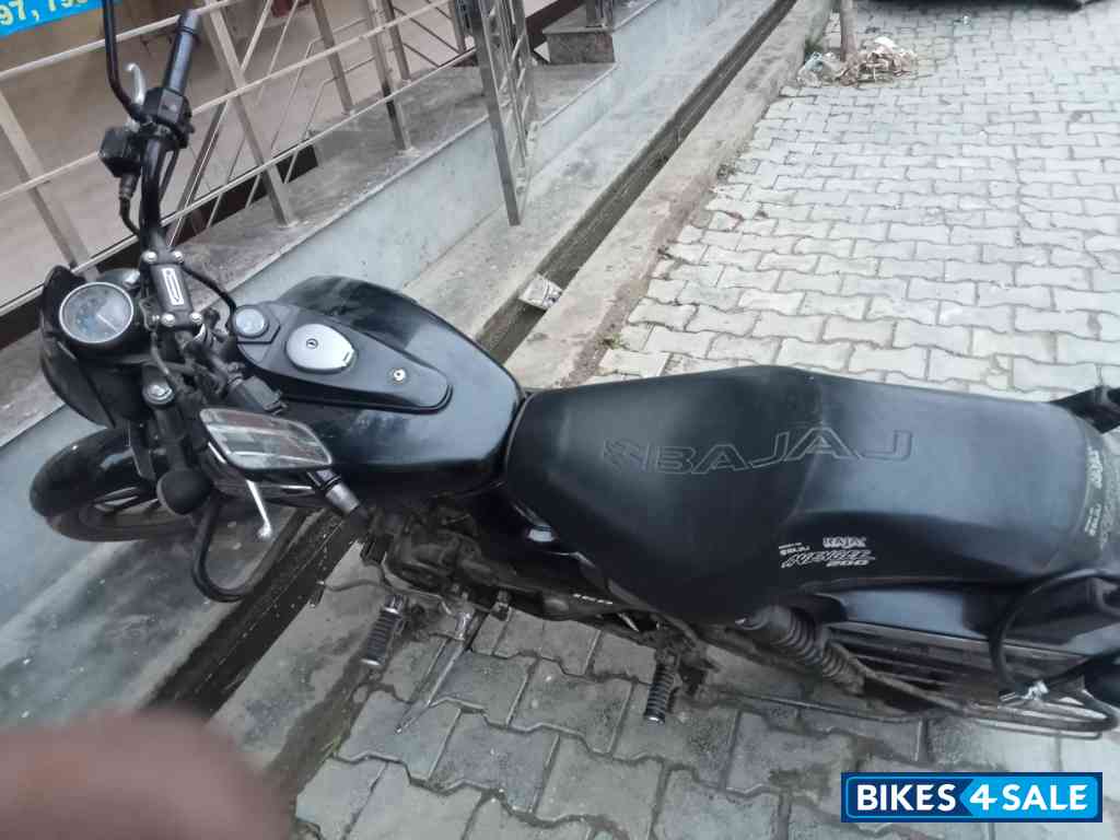 Bajaj Avenger Street 160