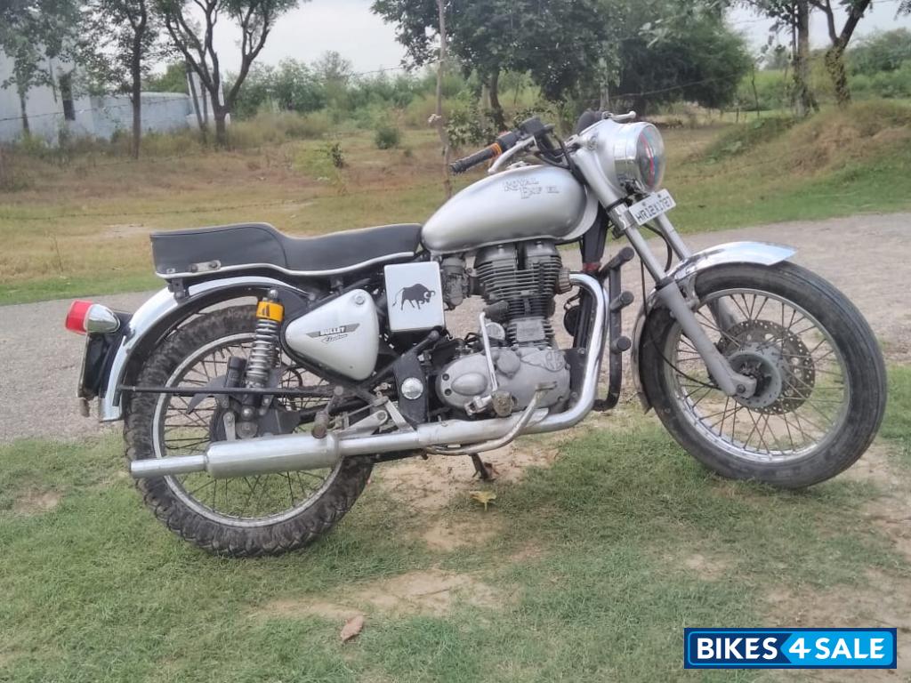 Silver Royal Enfield Bullet Electra