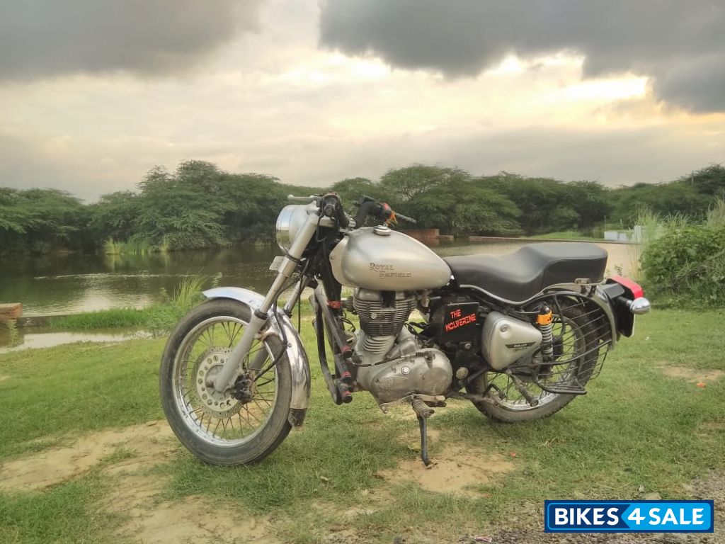 Silver Royal Enfield Bullet Electra
