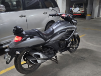 Suzuki Intruder 150 FI 2018 Model