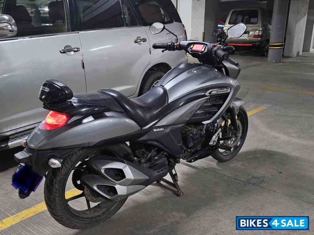 Suzuki Intruder 150 FI