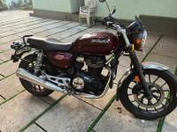 Precious Red Metalli Honda Hness CB350 DLX