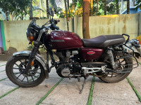 Precious Red Metalli Honda Hness CB350 DLX