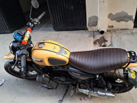 Yezdi Scrambler Single Tone
