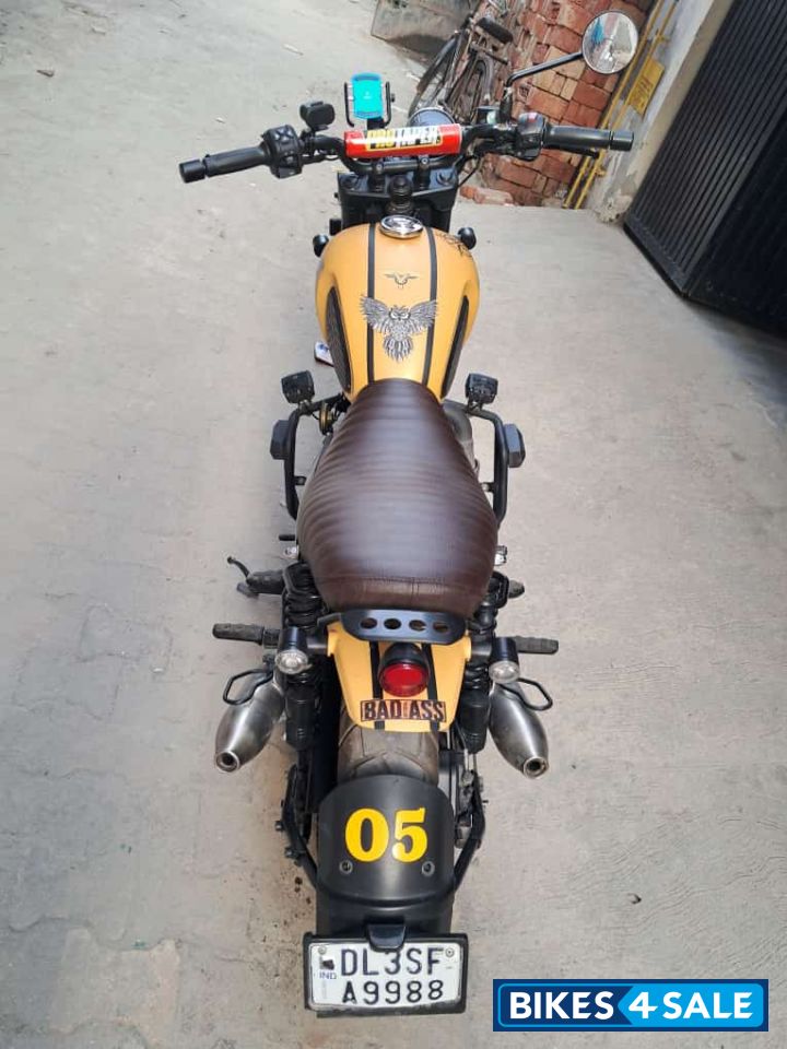 Yezdi Scrambler Single Tone