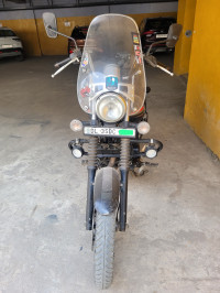 Bajaj Avenger Street 220