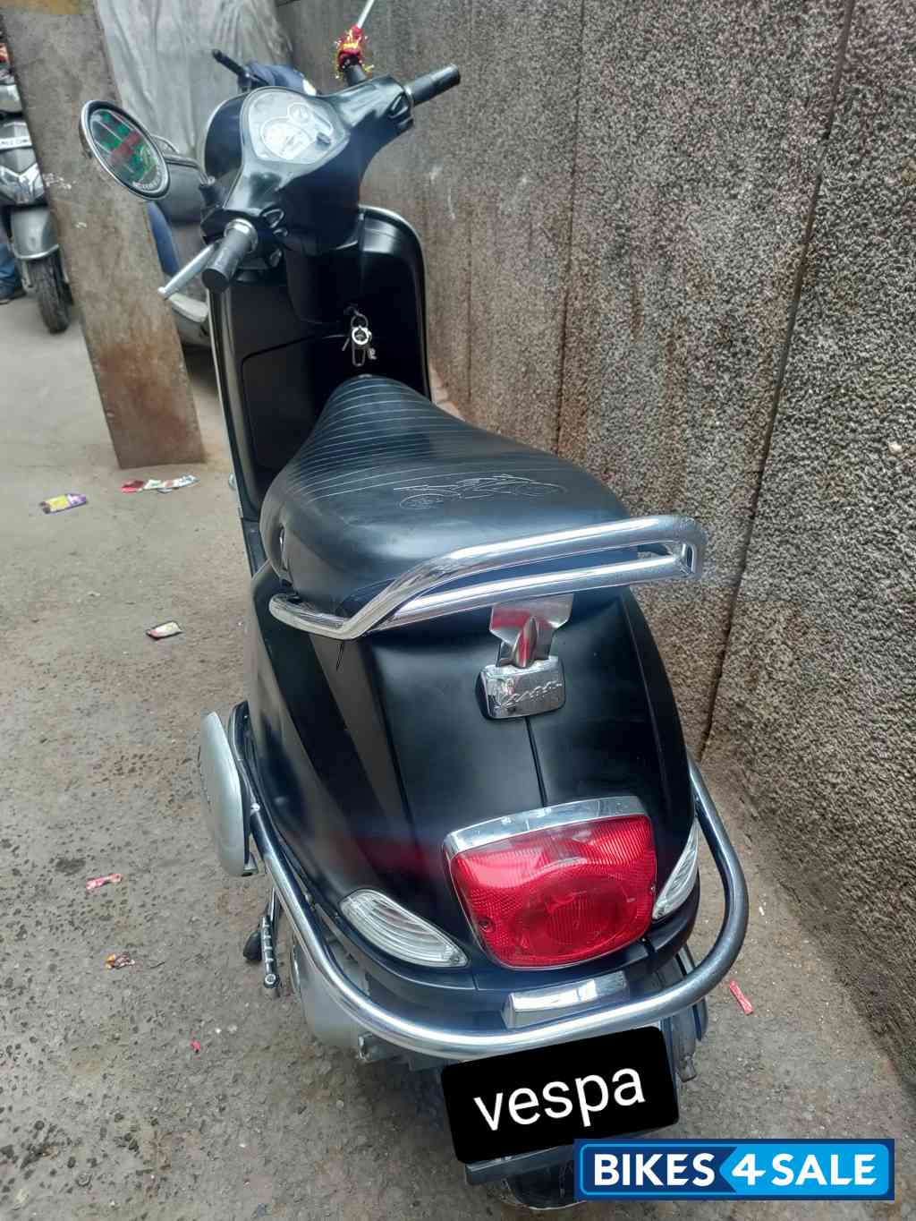 Vespa LX 125