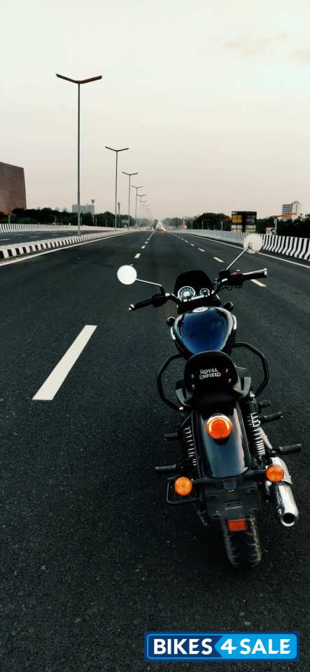 Stellar Blue Royal Enfield Meteor 350 Stellar