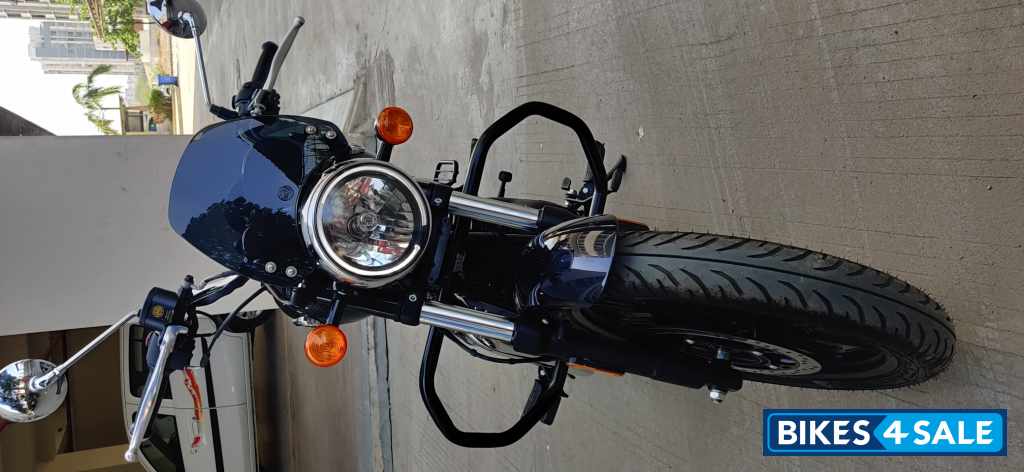 Stellar Blue Royal Enfield Meteor 350 Stellar