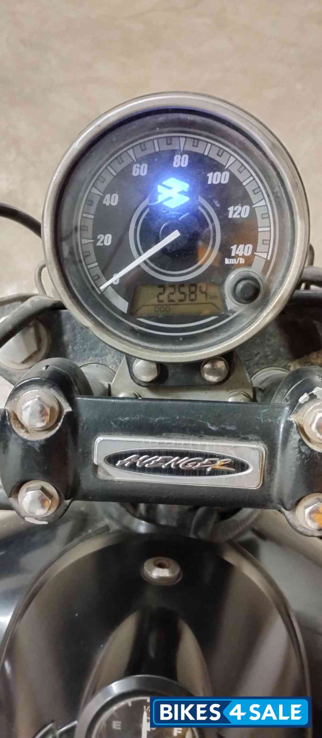 Black Bajaj Avenger Street 220