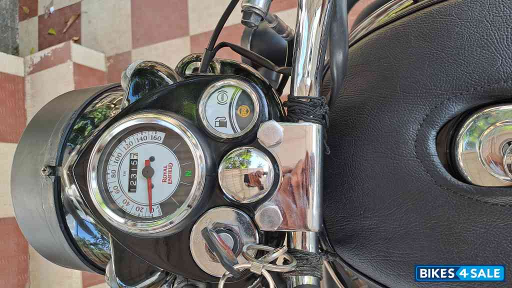 Black Royal Enfield Classic 350