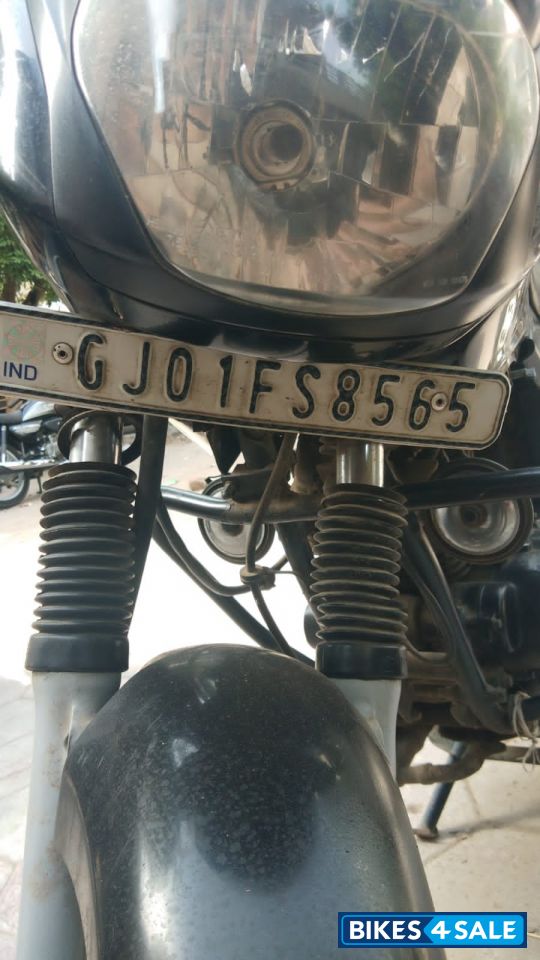 Black Bajaj Pulsar 180 DTSi