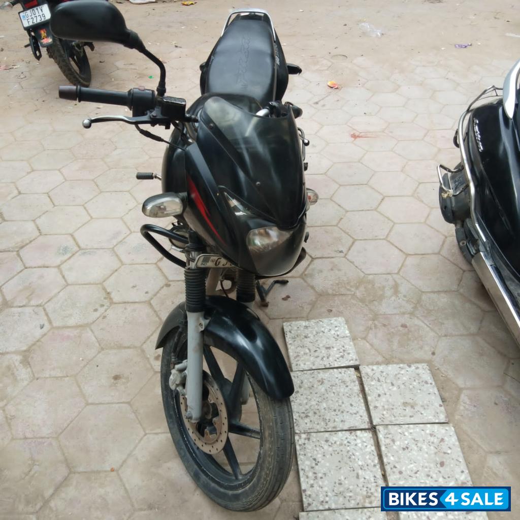 Black Bajaj Pulsar 180 DTSi