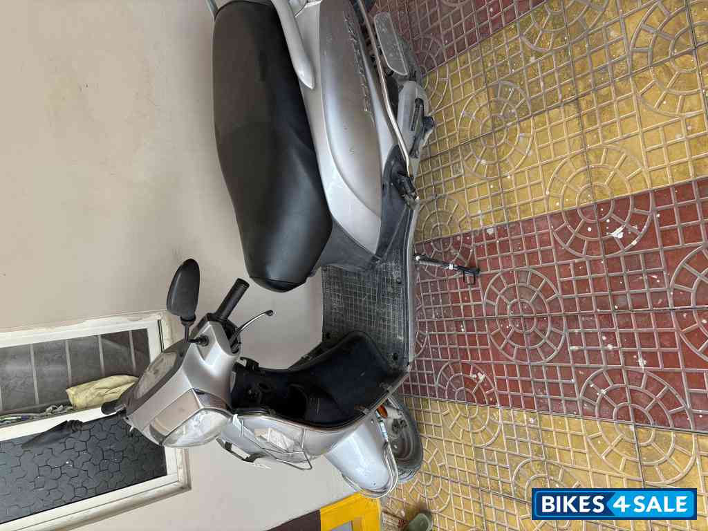 Silver Suzuki Access 125 BS6