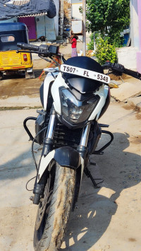 Bajaj Dominar 400