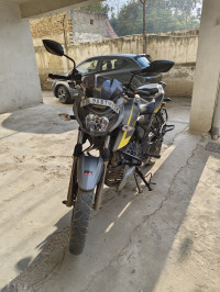 TVS Apache RTR 200 4V