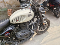 Royal Enfield Hunter 350 Metro