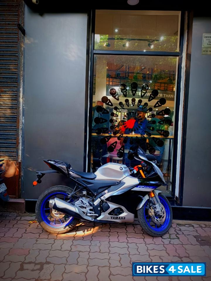 White And Blue Yamaha R15M