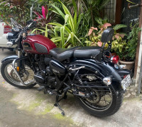 Red Benelli Imperiale 400 BS6