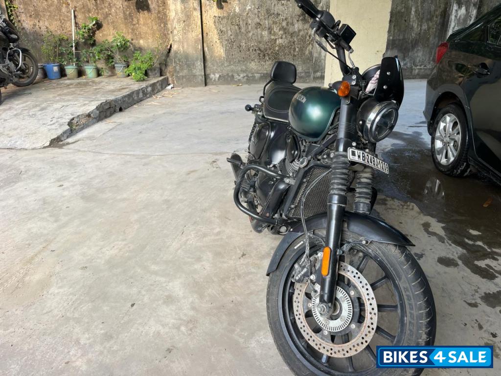 Hunter Green Yezdi Roadster Chrome