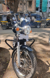 Matte Black Royal Enfield Thunderbird 500