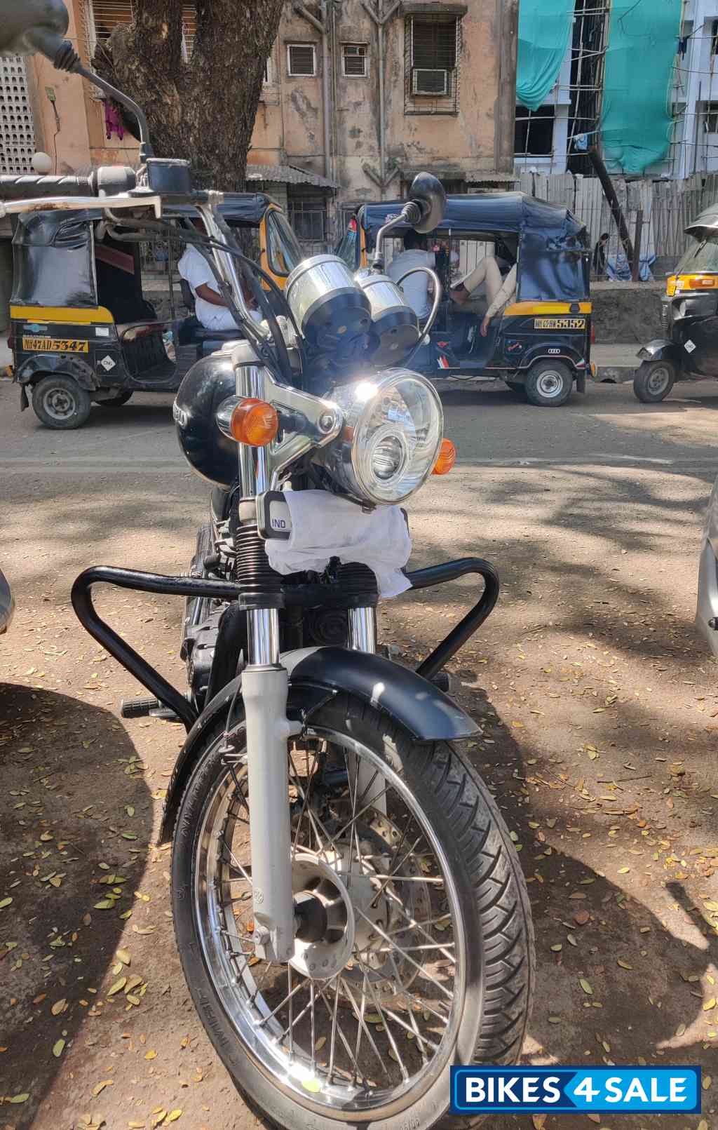 Matte Black Royal Enfield Thunderbird 500