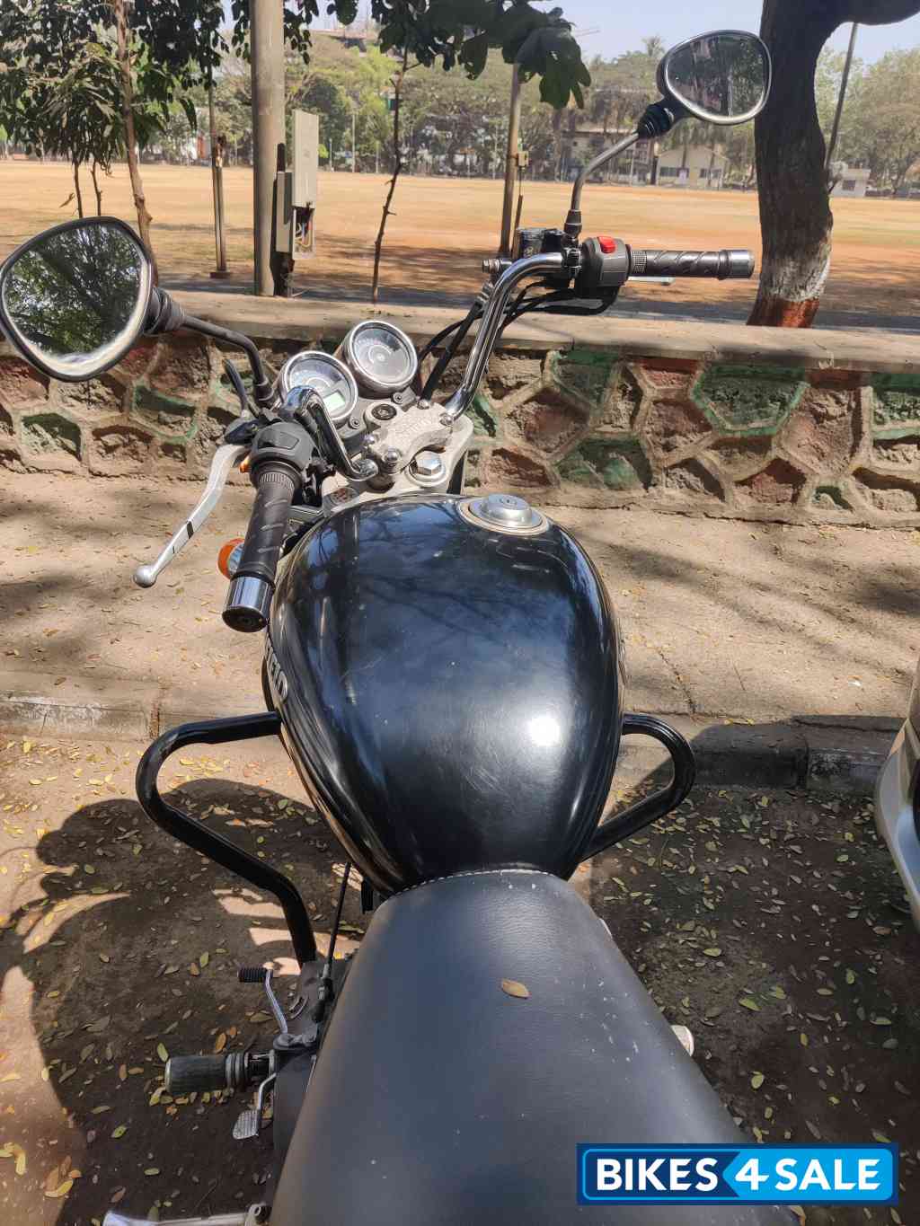 Matte Black Royal Enfield Thunderbird 500