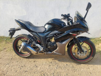 Black Suzuki Gixxer 150