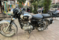Royal Enfield Classic 500
