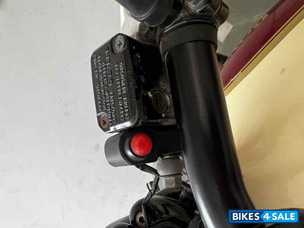 Royal Enfield Classic 500