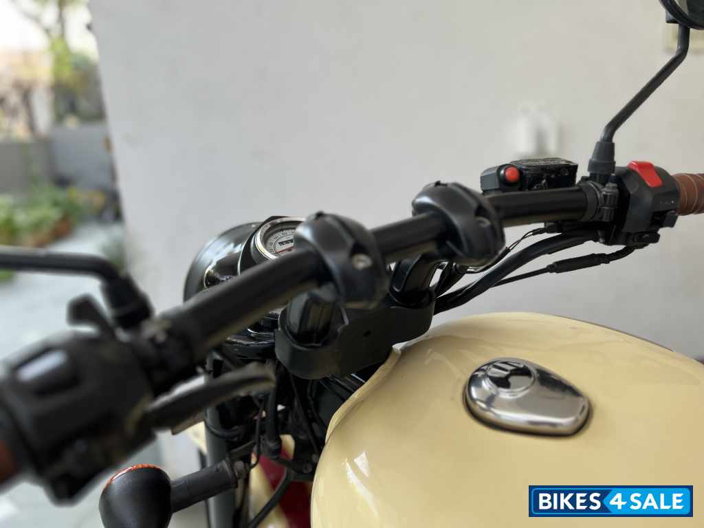 Royal Enfield Classic 500