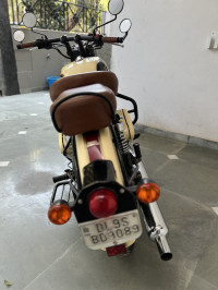 Royal Enfield Classic 500