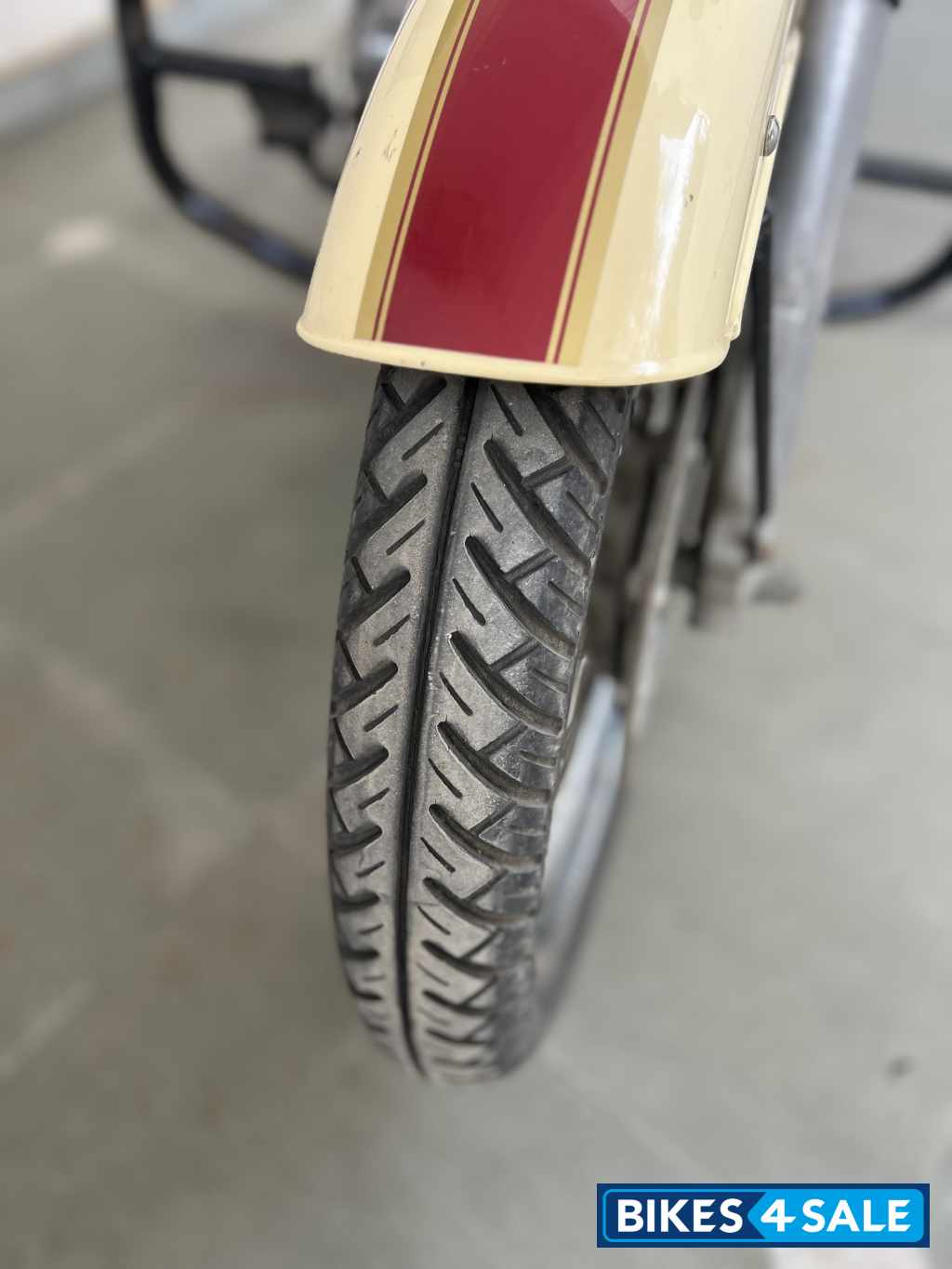 Royal Enfield Classic 500