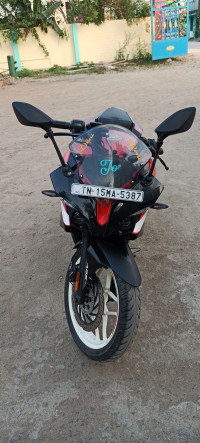 Bajaj Pulsar RS 200 BS6