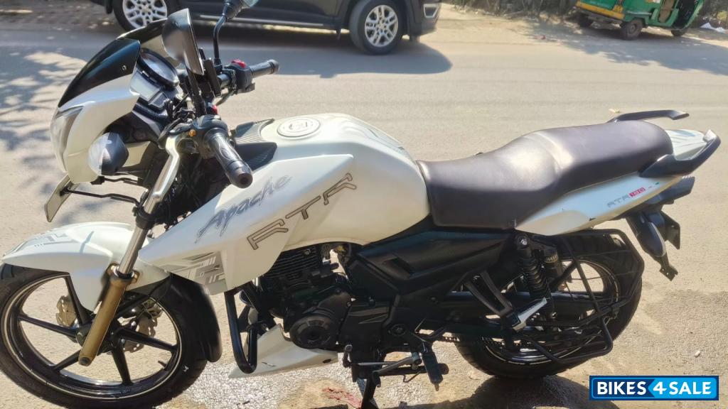 TVS Apache RTR 180 ABS
