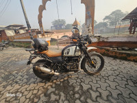 Snow White Royal Enfield Himalayan