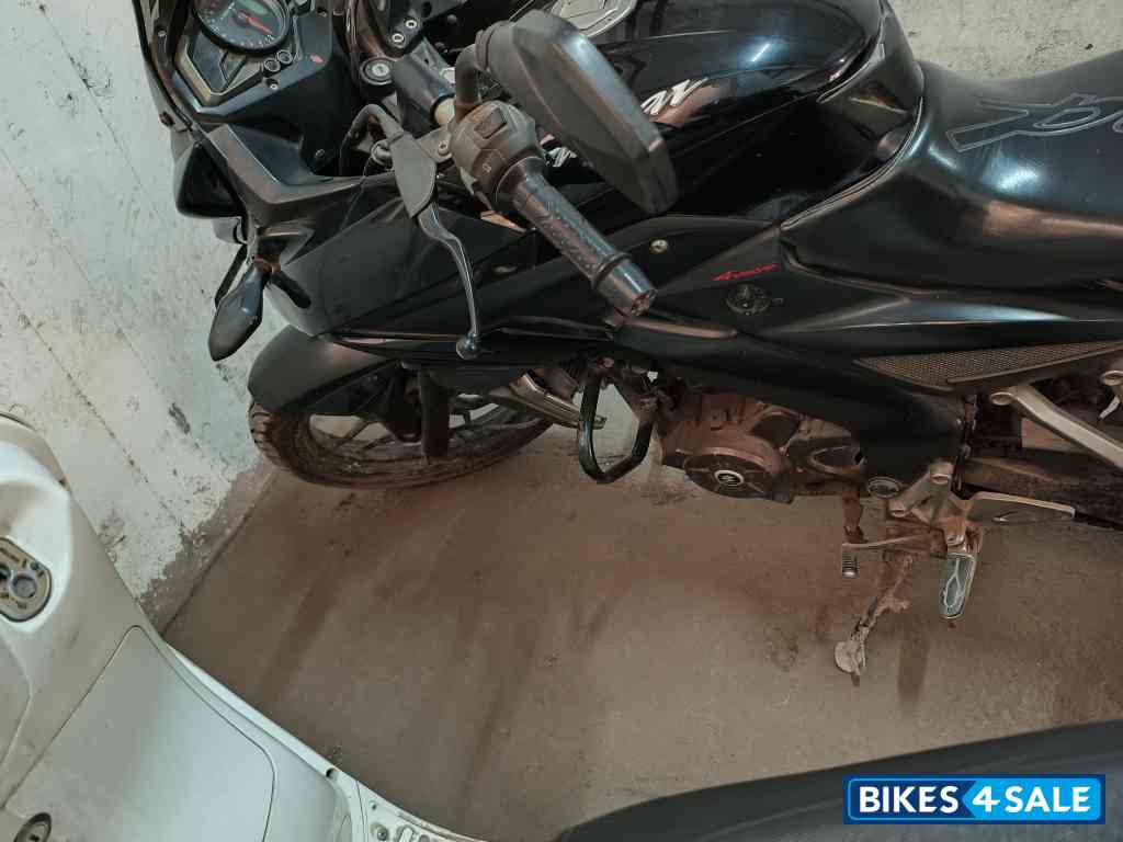 Bajaj Pulsar AS 200