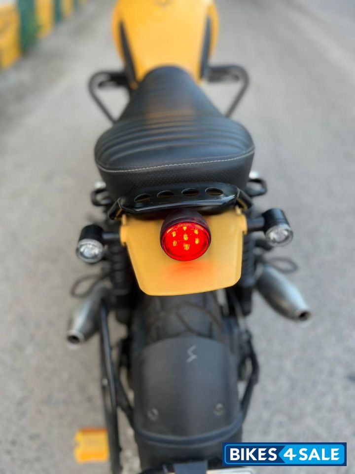 Yellow Yezdi Scrambler Single Tone