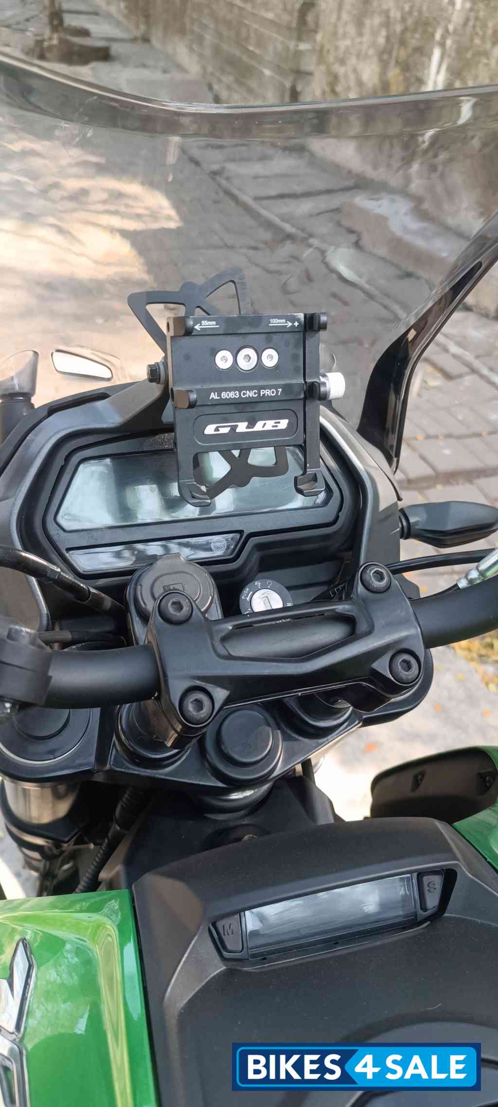 Bajaj Dominar 400