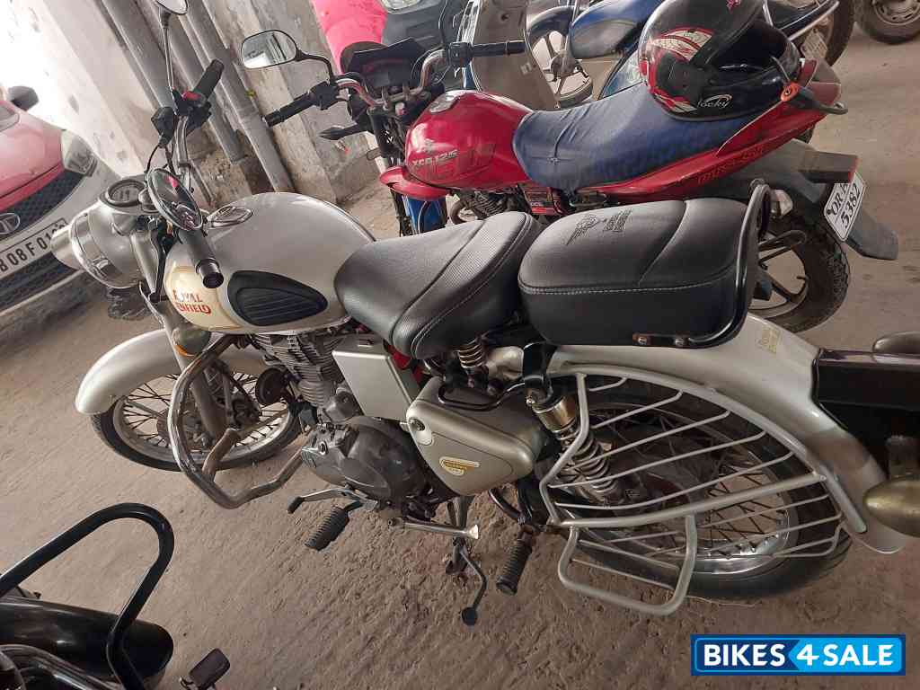 Royal Enfield Classic 350