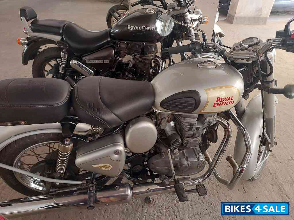 Royal Enfield Classic 350