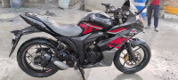 Black Suzuki Gixxer SF