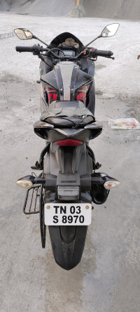 Black Suzuki Gixxer SF