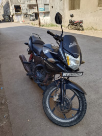 Black Honda CBF Stunner